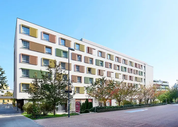 Jufa Hotel 4*