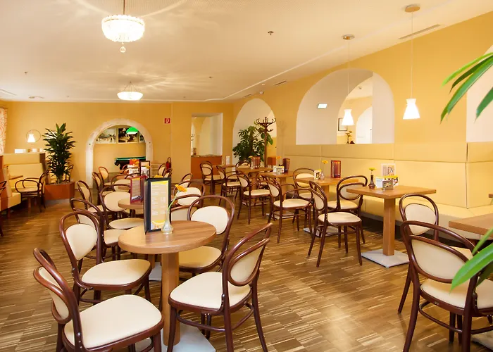 Hotel Jufa 4*